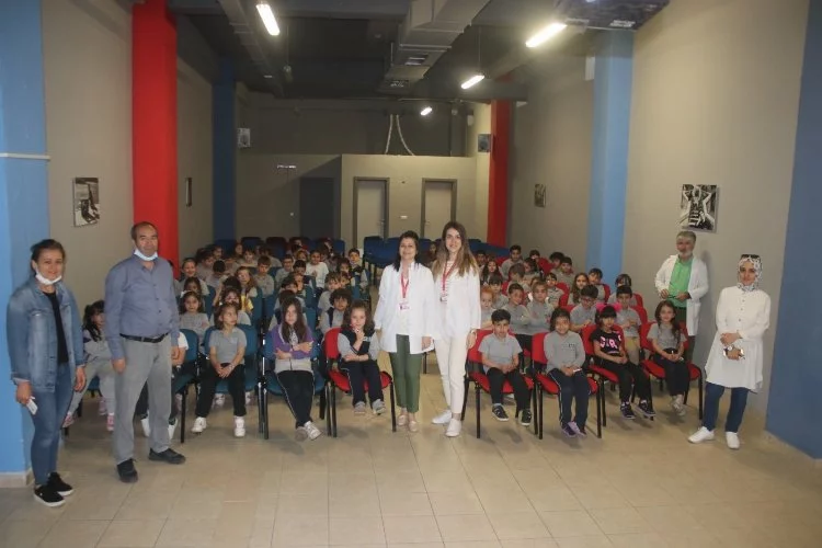 Özel Hayat Hastanesi'nden, Bursa'da minik öğrencilere hijyen eğitimi!