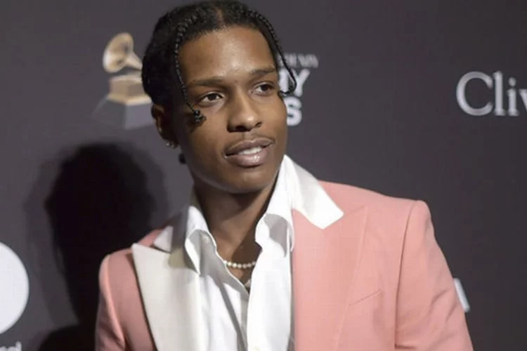 Rapçi A$AP Rocky'ye silahlı saldırı suçlaması