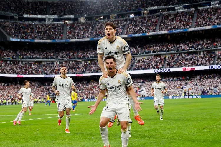 Real Madrid’den şampiyonluk yolunda dev adım