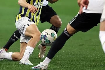 Süper Lig'de derbi zamanı! Fenerbahçe mi, Beşiktaş mı?