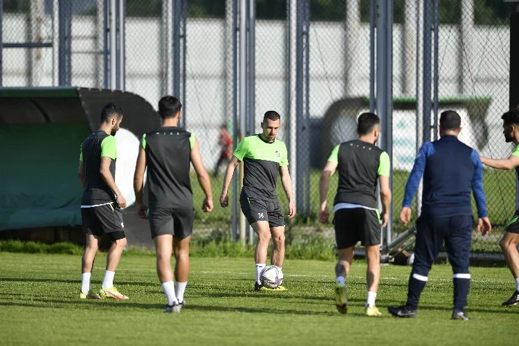 Bursaspor'da takım toplanıyor
