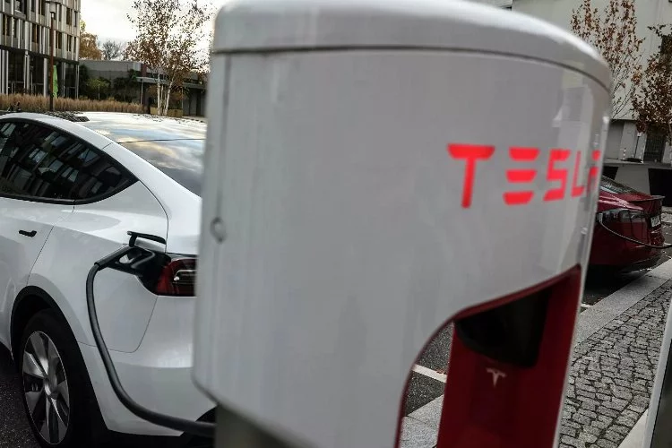 Tesla, Türkiye'de 10 yeni hızlı şarj merkezini devreye alacak!