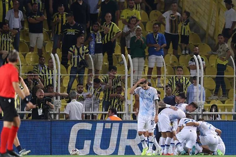 UEFA'dan Fenerbahçe'ye para ve kısmi tribün kapatma cezası