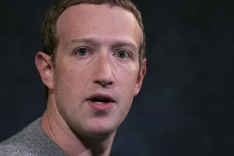 Zuckerberg'ün, Google'ın yapay zeka araştırmacılarına iş teklif ettiği öne sürüldü